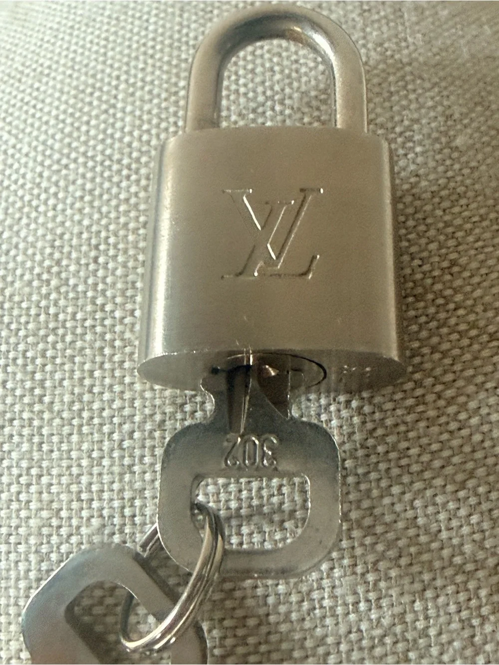 Authentic Louis Vuitton Silver Palladium Padlock and 2 Keys Set 302